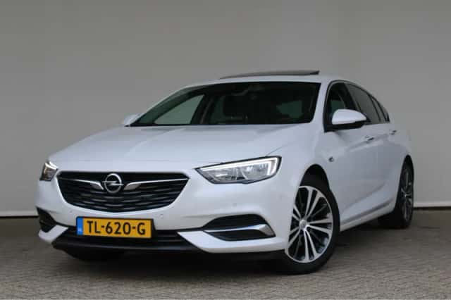 Opel Insignia Grand Sport (2018) thumbnail 1