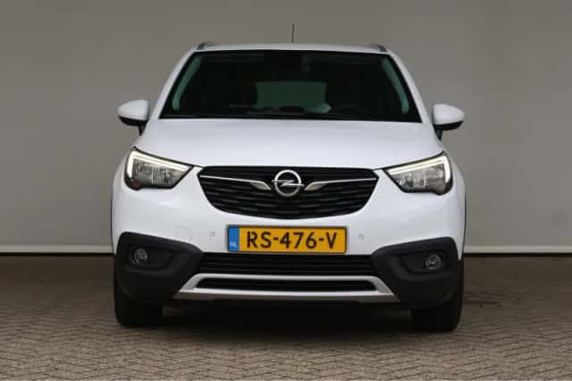 Opel Crossland X (2018) thumbnail 2