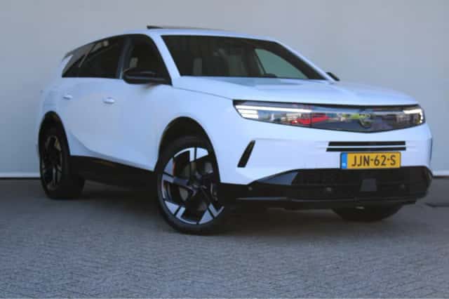 Opel Grandland (2025) thumbnail 3