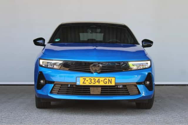 Opel Astra (2024) thumbnail 3