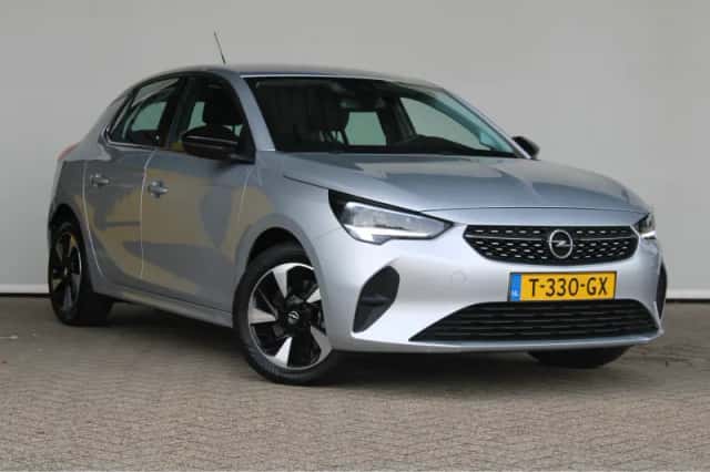 Opel Corsa (2023) thumbnail 3