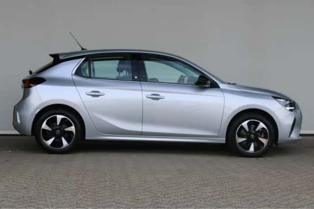 Opel Corsa (2023) thumbnail 4