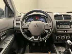 Mitsubishi ASX (2018) thumbnail 15