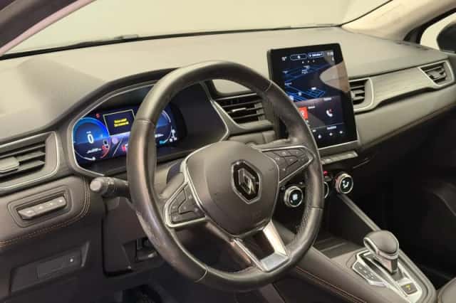 Renault Captur (2022) thumbnail 6