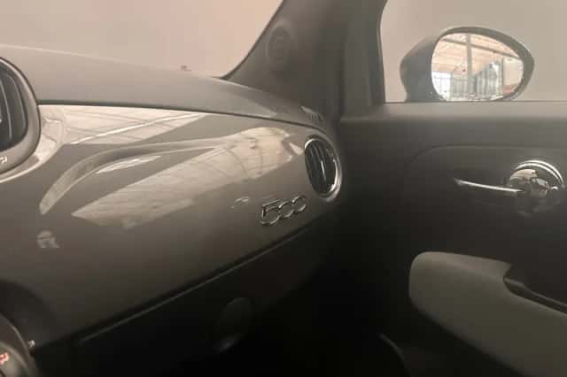 Fiat 500 (2021) thumbnail 21