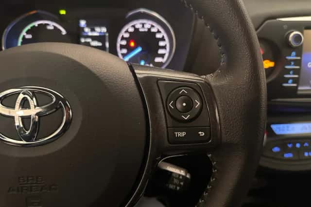 Toyota Yaris (2020) thumbnail 20