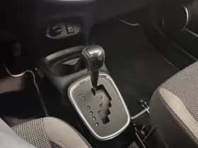 Toyota Yaris (2020) thumbnail 8