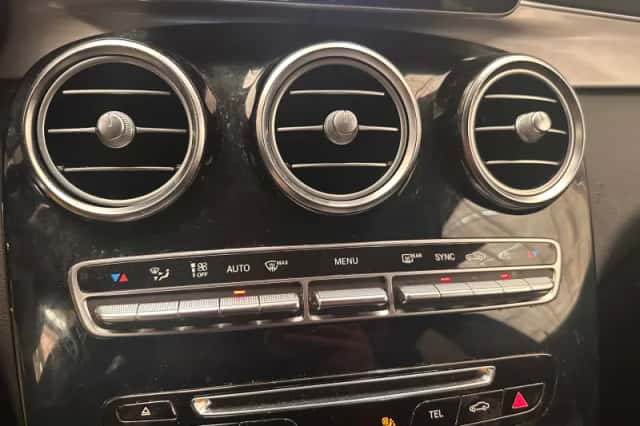 Mercedes-Benz GLC-Klasse (2017) thumbnail 18