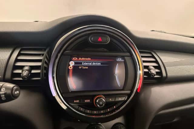 MINI Mini (2016) thumbnail 15