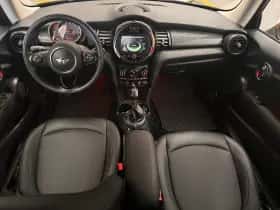 MINI Mini (2016) thumbnail 3