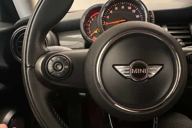 MINI Mini (2016) thumbnail 22