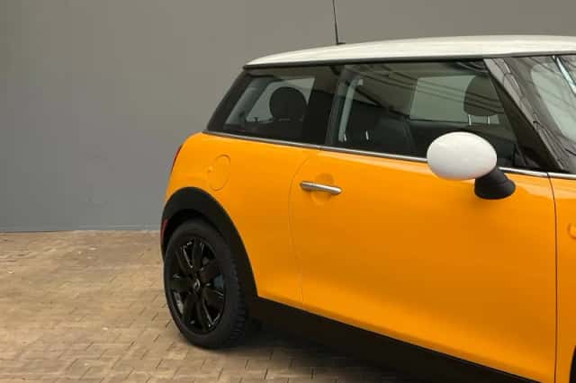MINI Mini (2016) thumbnail 39
