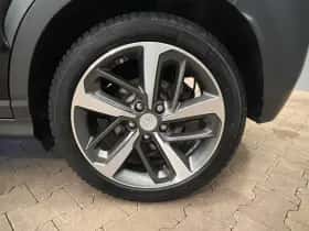 Hyundai Kona (2019) thumbnail 9