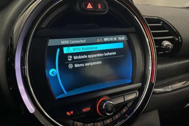 MINI Clubman (2018) thumbnail 3