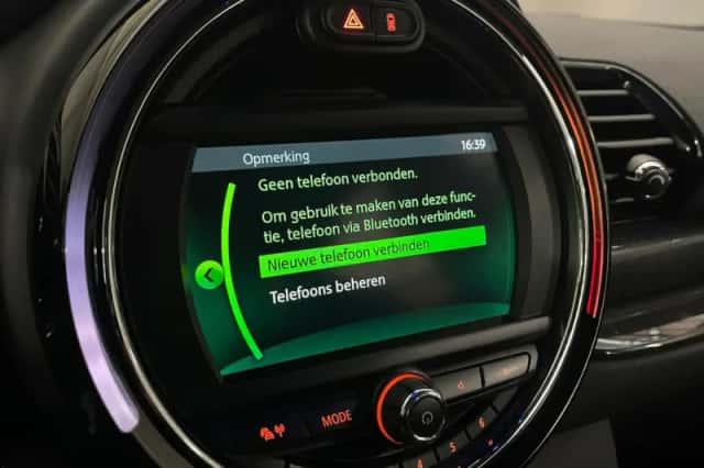 MINI Clubman (2018) thumbnail 6