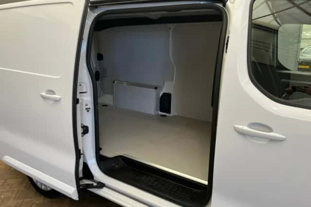 Opel Vivaro (2024) thumbnail 20