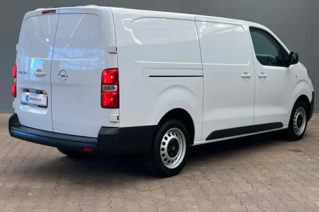 Opel Vivaro (2024) thumbnail 2