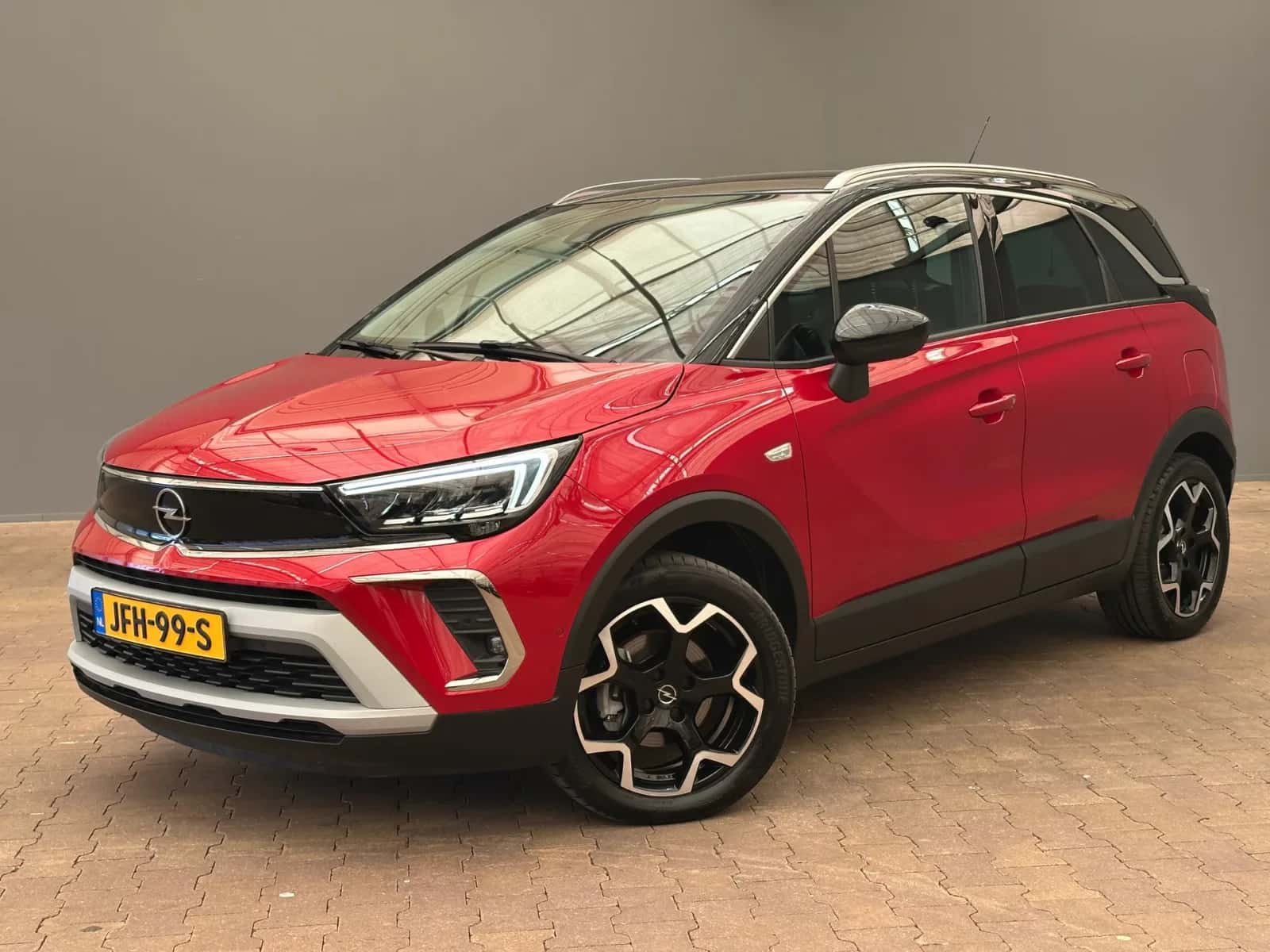 Opel Crossland (2024) — foto 1