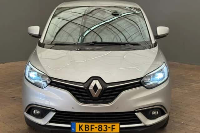 Renault Scénic (2018) thumbnail 24