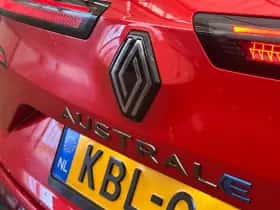 Renault Austral (2023) thumbnail 39