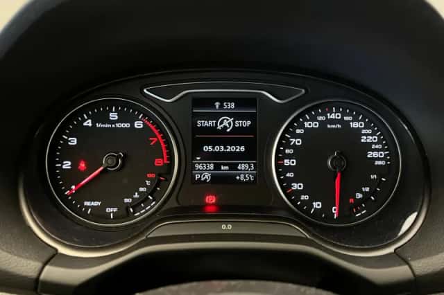 Audi Q2 (2021) thumbnail 3