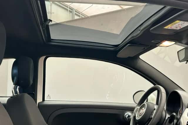 Fiat 500 (2024) thumbnail 6