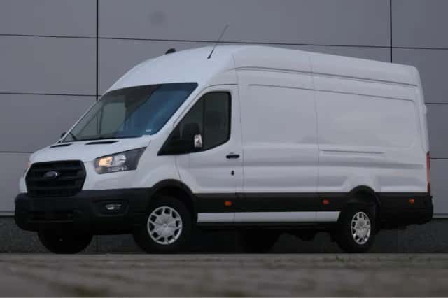 Ford Transit (2024) thumbnail 1