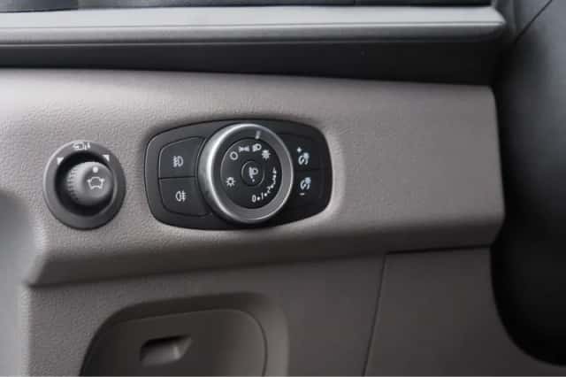 Ford Transit (2024) thumbnail 16