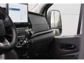 Ford Transit (2024) thumbnail 17
