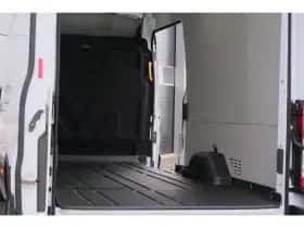 Ford Transit (2024) thumbnail 25