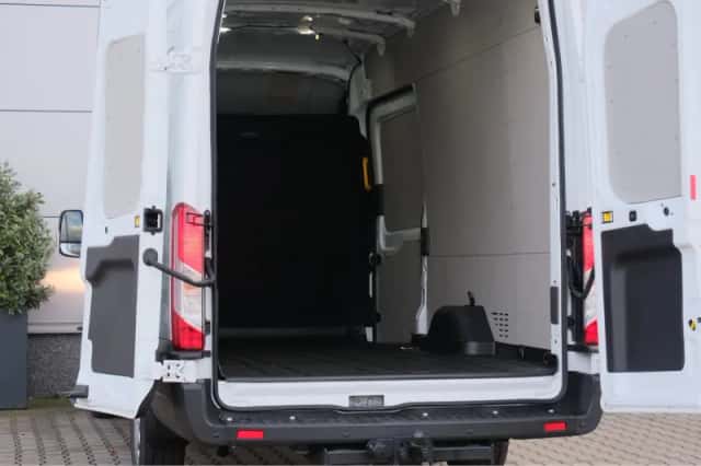 Ford Transit (2024) thumbnail 41