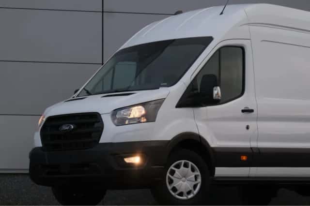 Ford Transit (2024) thumbnail 10
