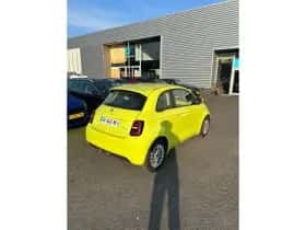 Fiat 500e (2024) thumbnail 11