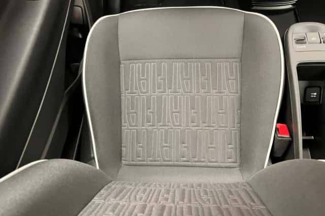 Fiat 500e (2024) thumbnail 28
