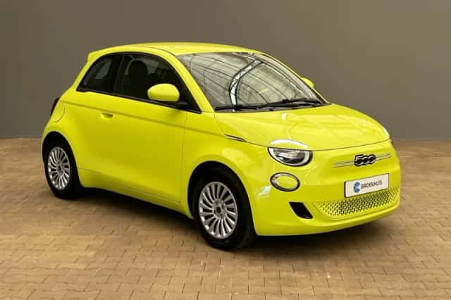 Fiat 500e (2024) thumbnail 9