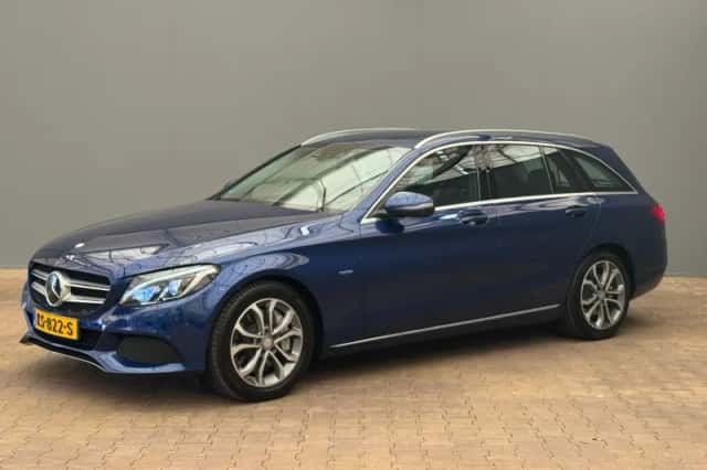 Mercedes-Benz C-Klasse (2016) thumbnail 1