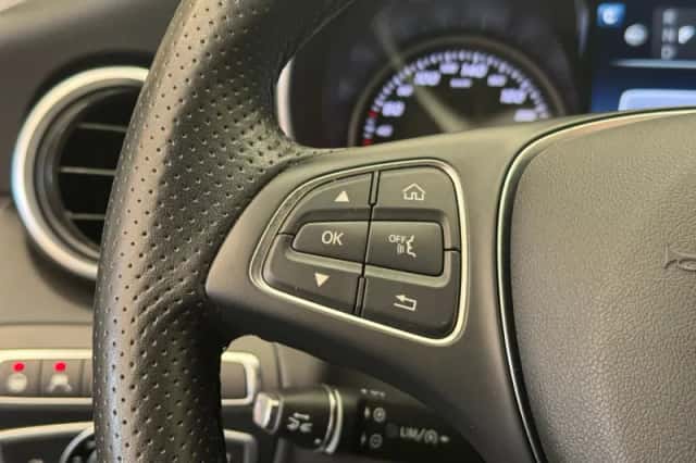 Mercedes-Benz C-Klasse (2016) thumbnail 27