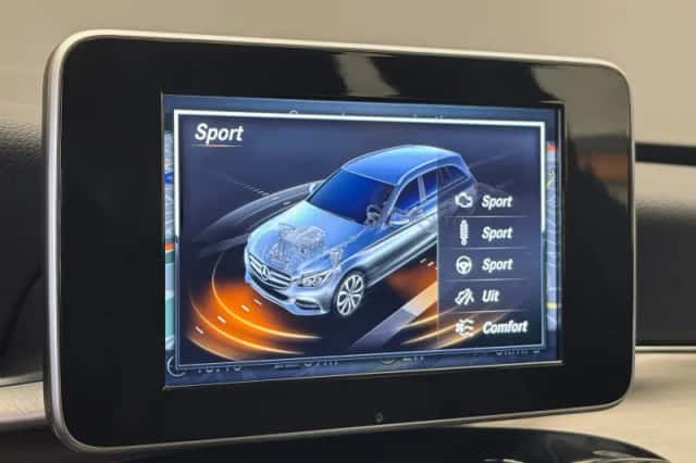 Mercedes-Benz C-Klasse (2016) thumbnail 4