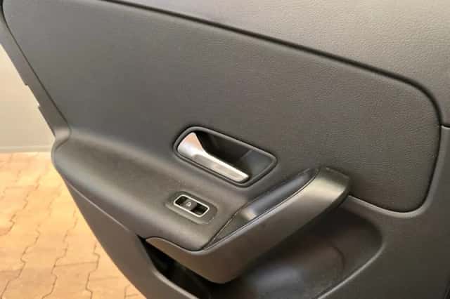 Mercedes-Benz A-Klasse (2020) thumbnail 18