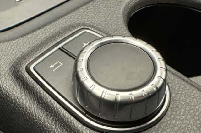 Mercedes-Benz CLA-Klasse (2015) thumbnail 12