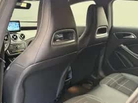 Mercedes-Benz CLA-Klasse (2015) thumbnail 22