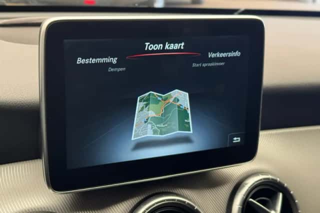 Mercedes-Benz CLA-Klasse (2015) thumbnail 7