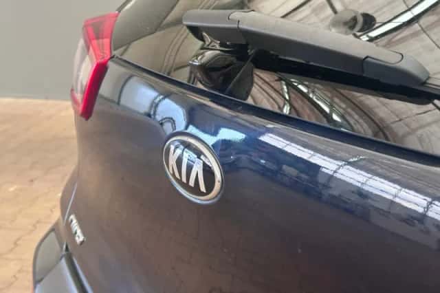 Kia Niro (2019) thumbnail 19