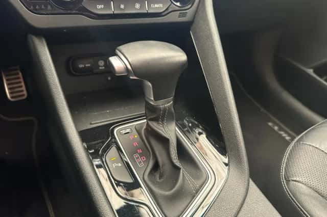 Kia Niro (2019) thumbnail 24