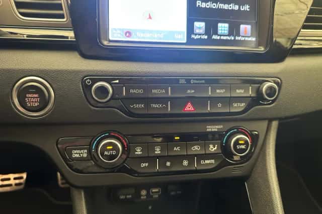 Kia Niro (2019) thumbnail 25