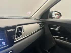 Kia Niro (2019) thumbnail 32