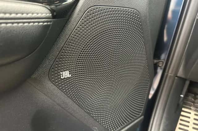 Kia Niro (2019) thumbnail 8