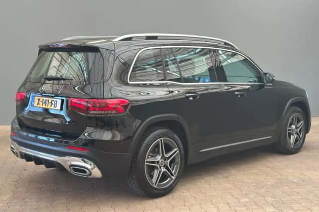 Mercedes-Benz GLB-Klasse (2023) thumbnail 2