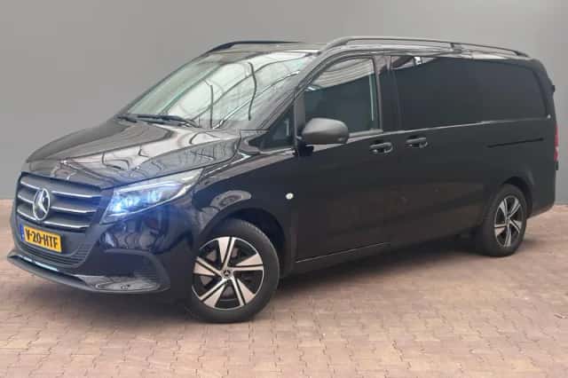 Mercedes-Benz Vito (2024) thumbnail 1