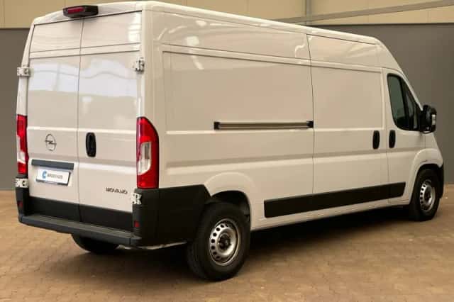 Opel Movano (2024) thumbnail 2